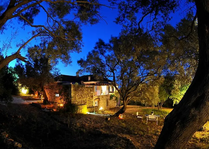 Villa Domus Nostos Apolpaina