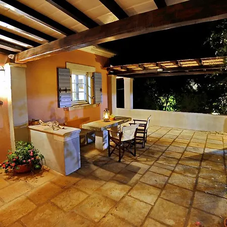 Вилла Domus Nostos *